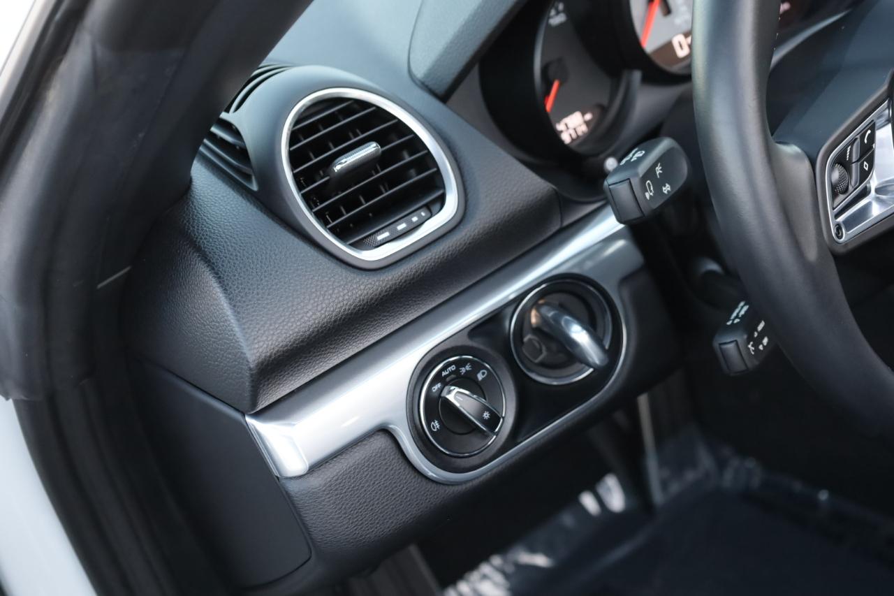 Porsche 718 Boxster S 2024