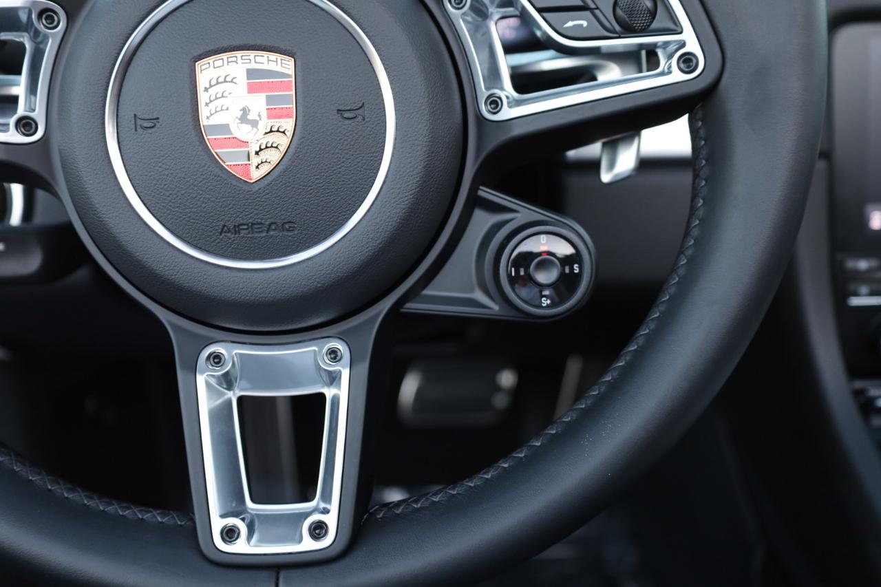 Porsche 718 Boxster S 2024