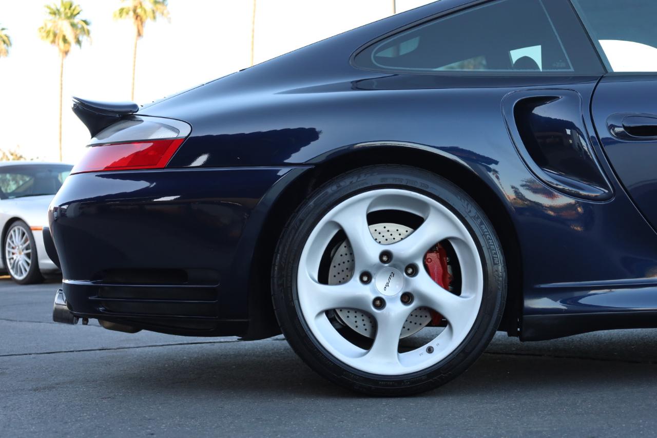 Porsche 911 Carrera 2dr Carrera Turbo 6-Spd Manual 2003