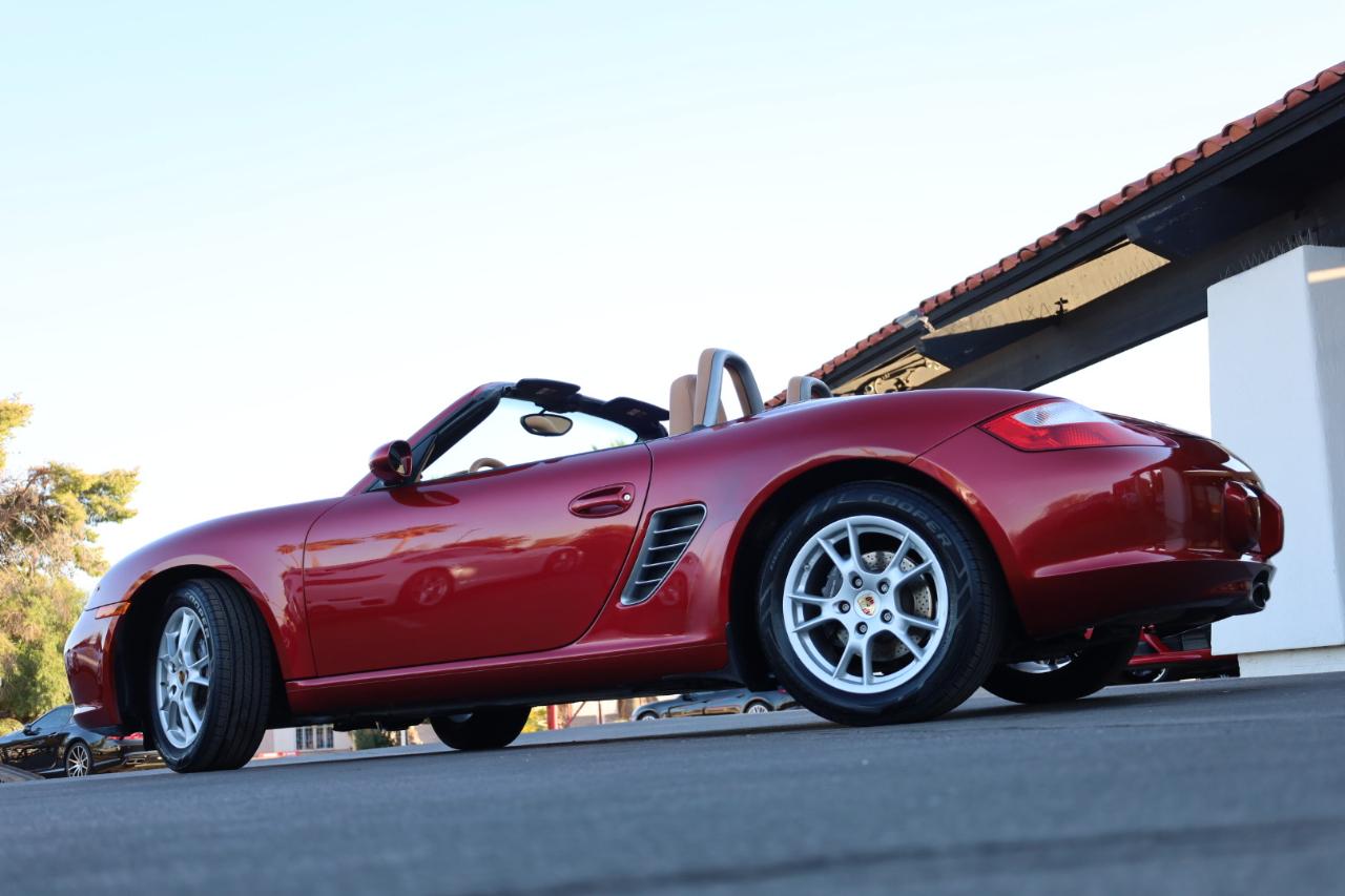 Porsche Boxster 2dr Roadster Manual 2008