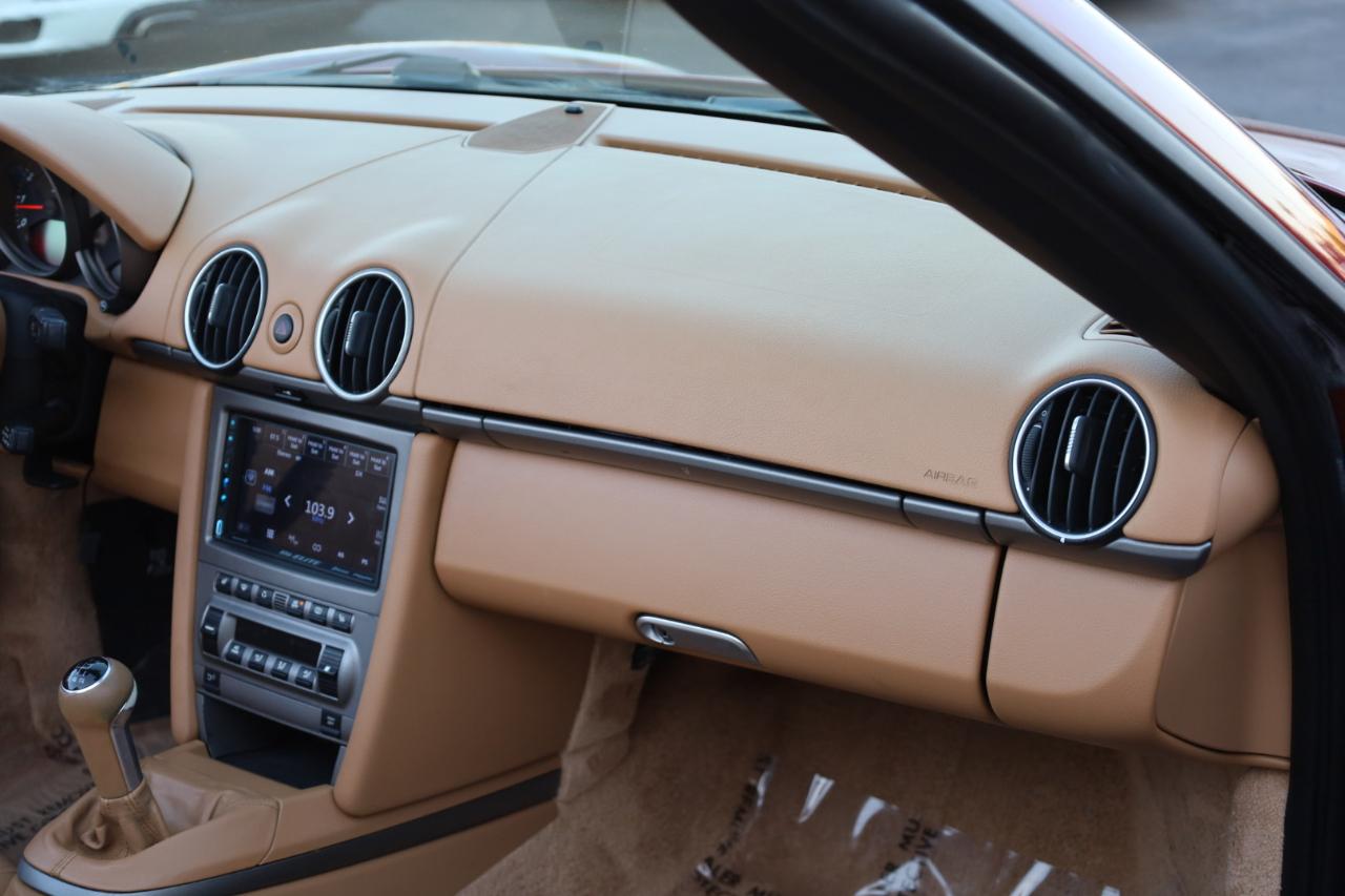 Porsche Boxster 2dr Roadster Manual 2008