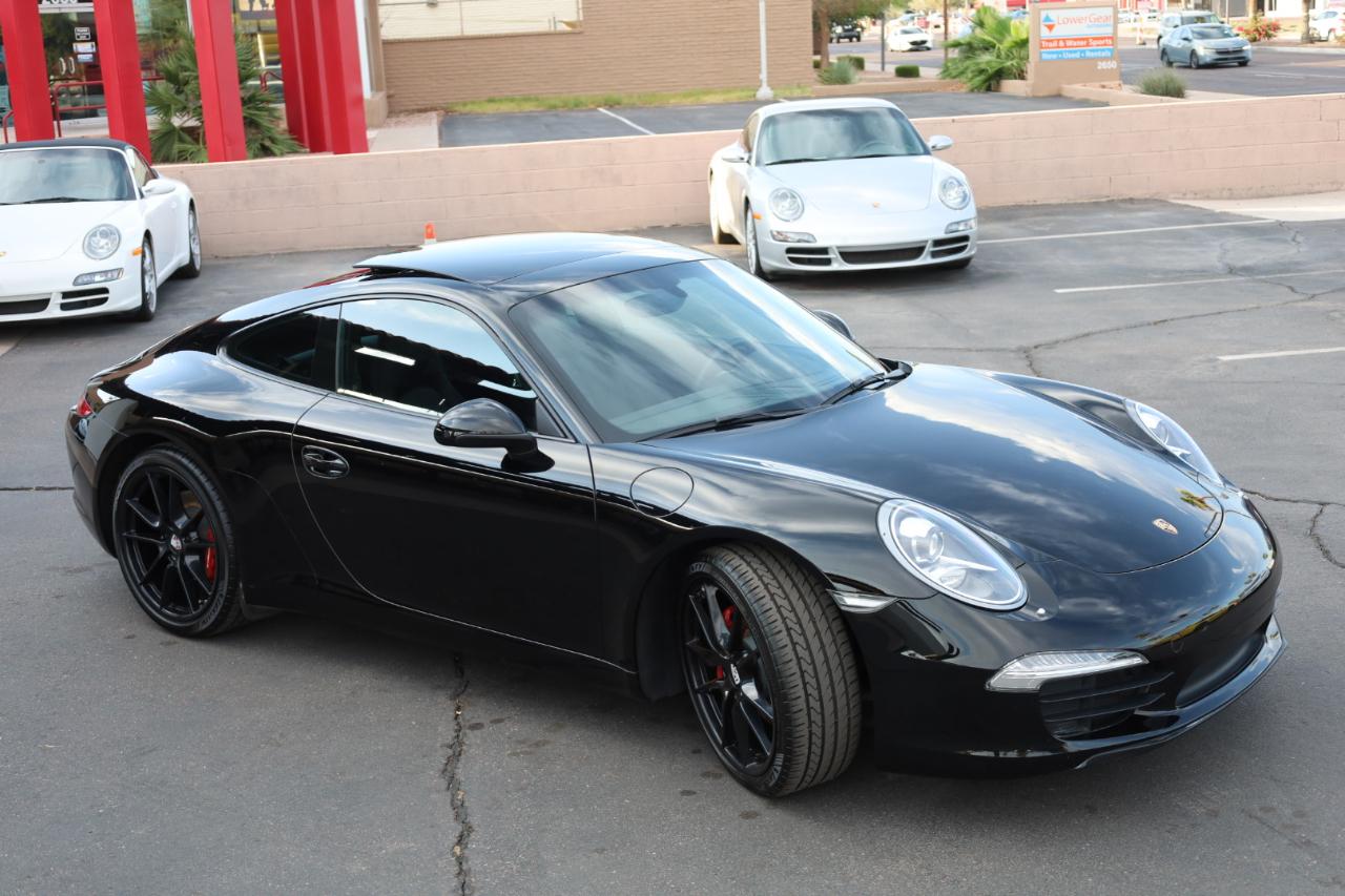 Porsche 911 Carrera Coupe 2015