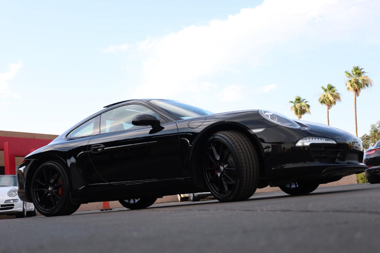 Porsche 911 Carrera Coupe 2015
