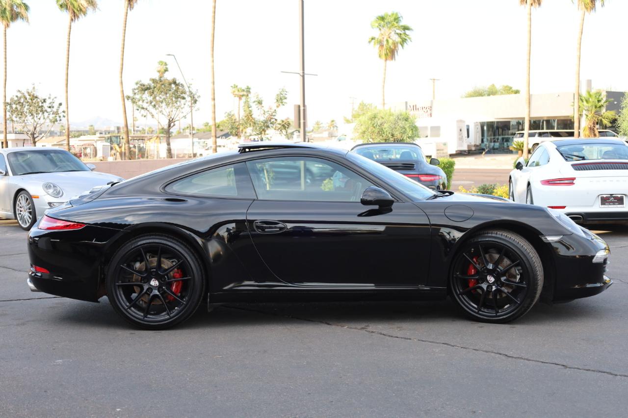 Porsche 911 Carrera Coupe 2015