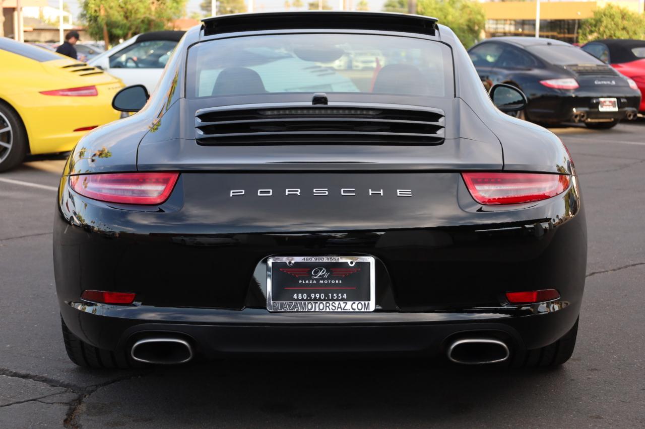 Porsche 911 Carrera Coupe 2015