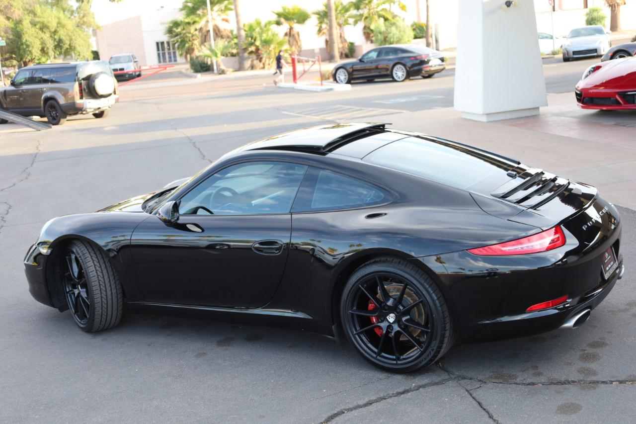 Porsche 911 Carrera Coupe 2015