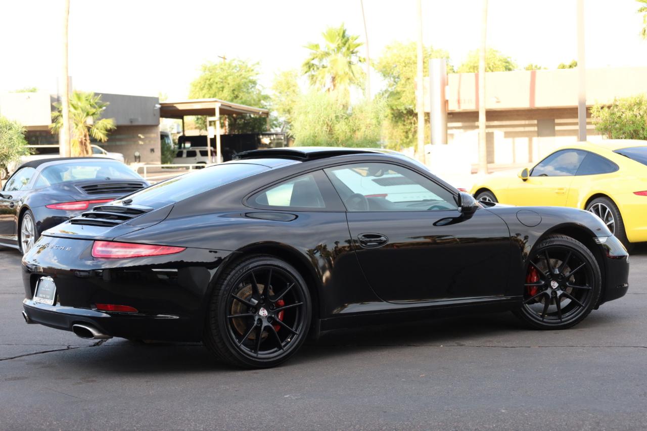 Porsche 911 Carrera Coupe 2015