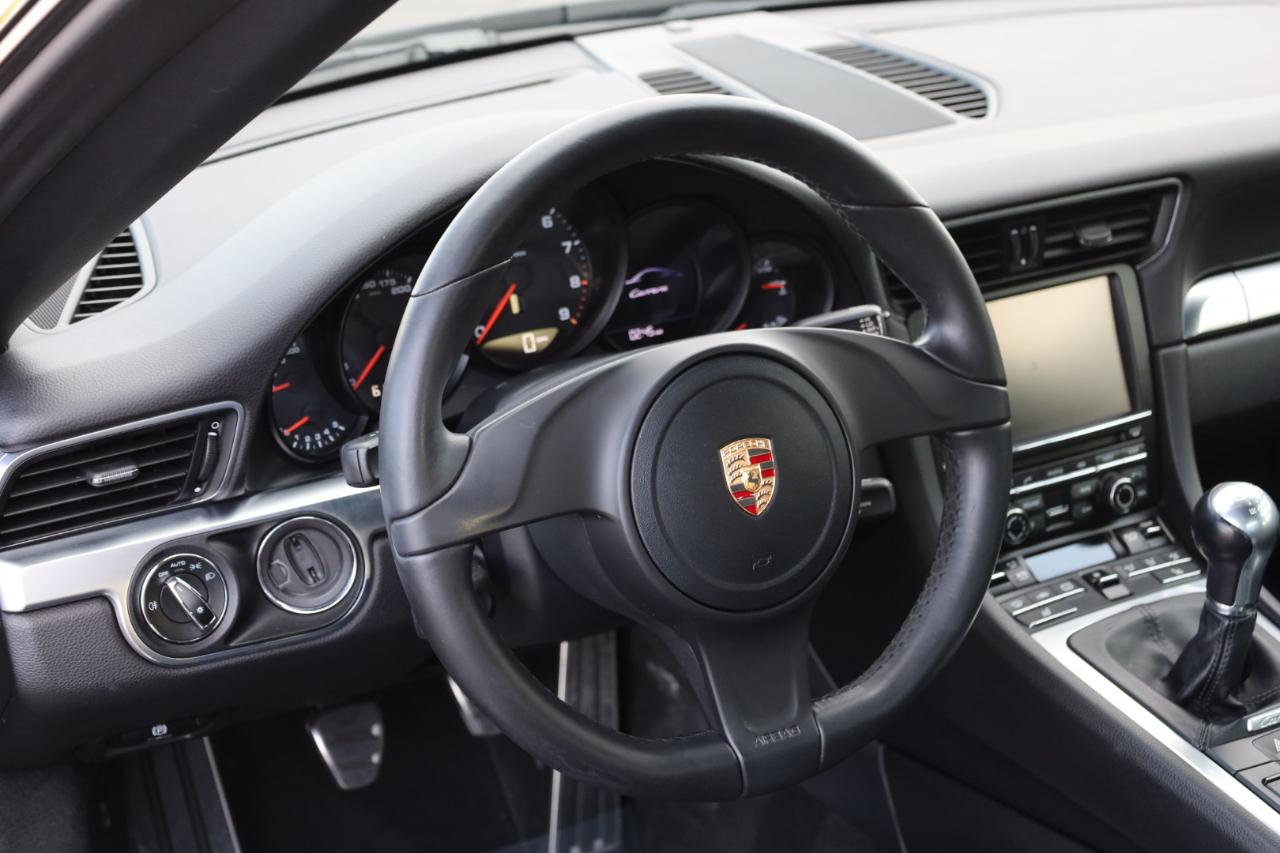 Porsche 911 Carrera Coupe 2015