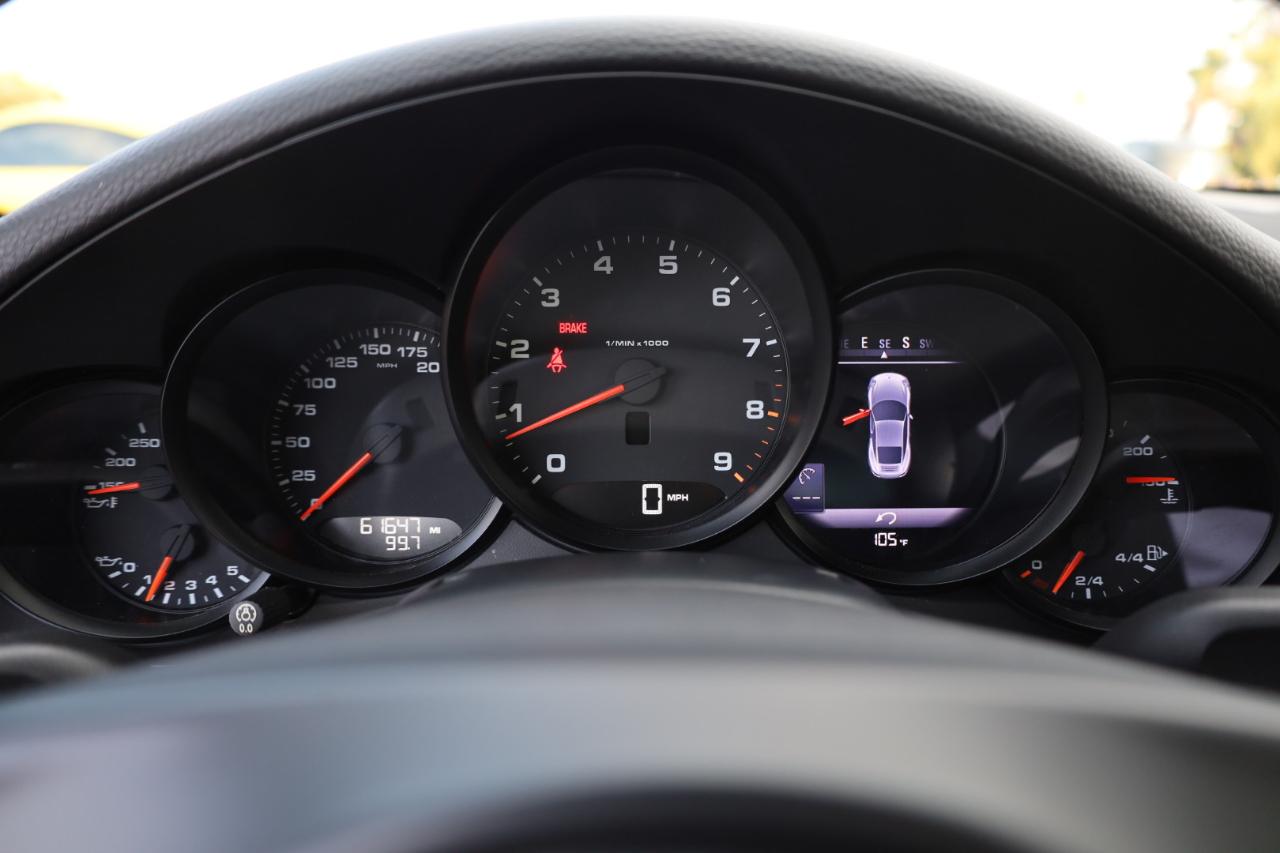 Porsche 911 Carrera Coupe 2015