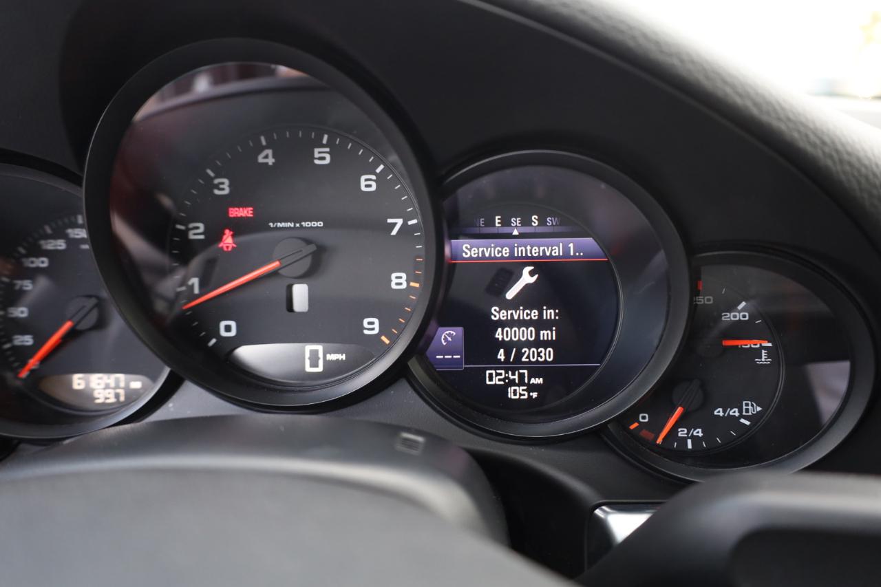 Porsche 911 Carrera Coupe 2015