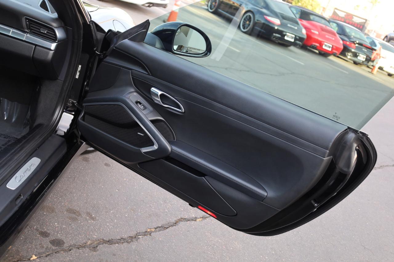 Porsche 911 Carrera Coupe 2015