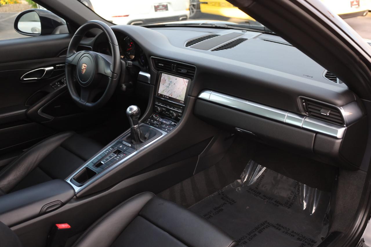 Porsche 911 Carrera Coupe 2015