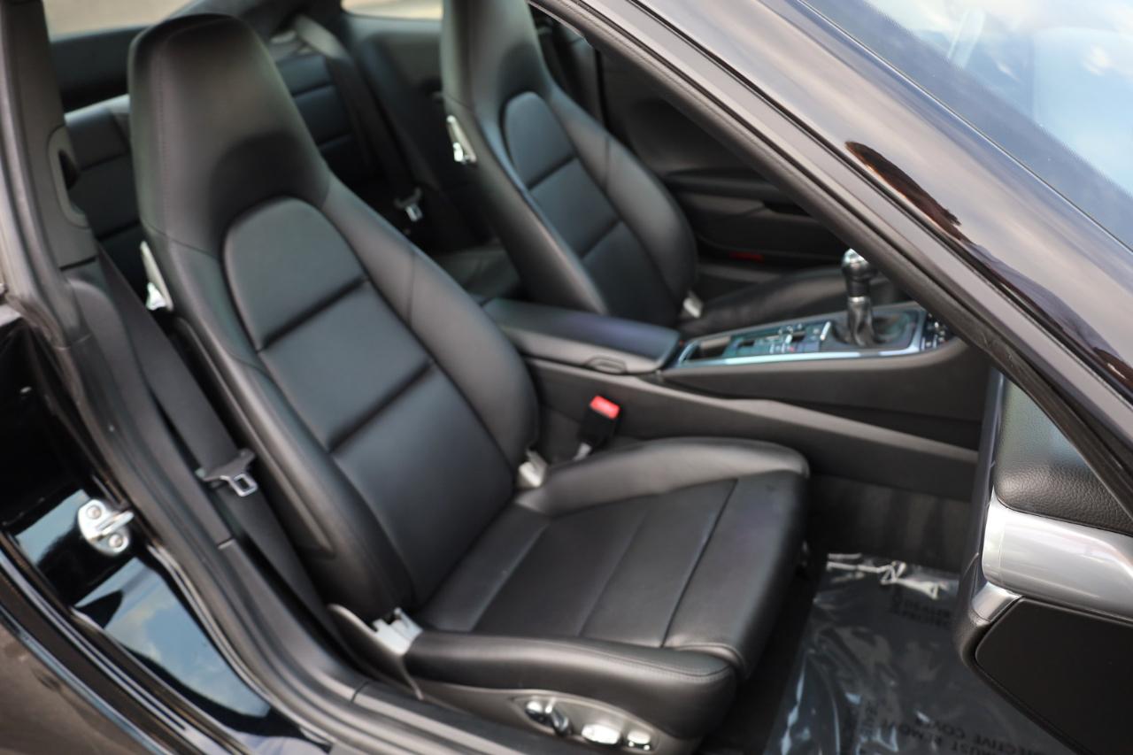 Porsche 911 Carrera Coupe 2015