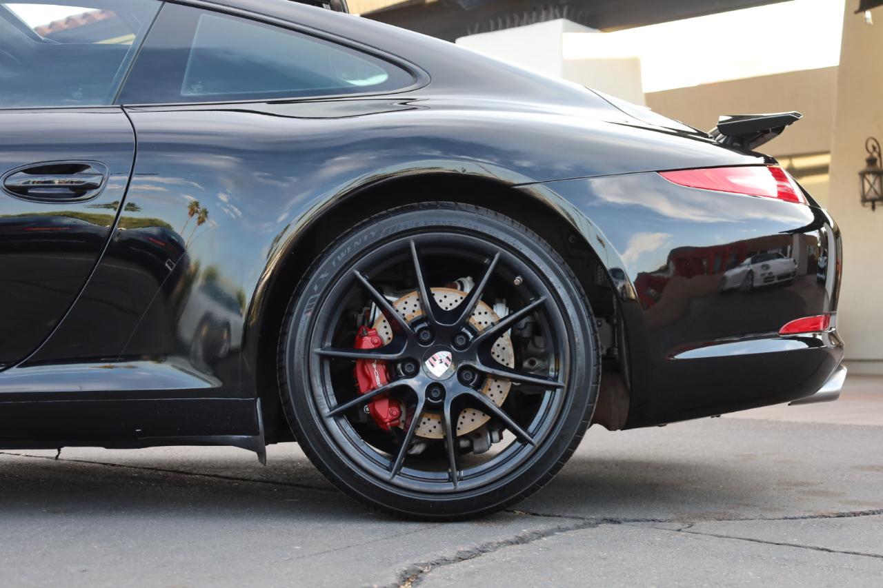 Porsche 911 Carrera Coupe 2015