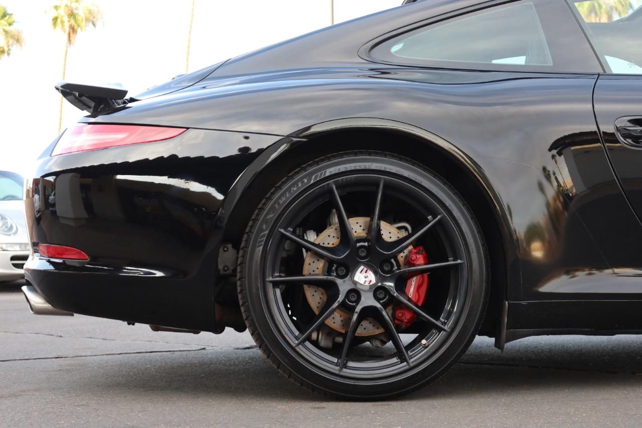 Porsche 911 Carrera Coupe 2015