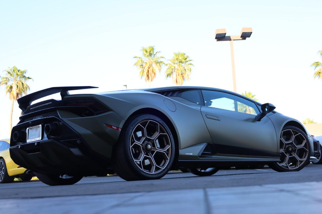 Lamborghini Huracan Tecnica Coupe 2023