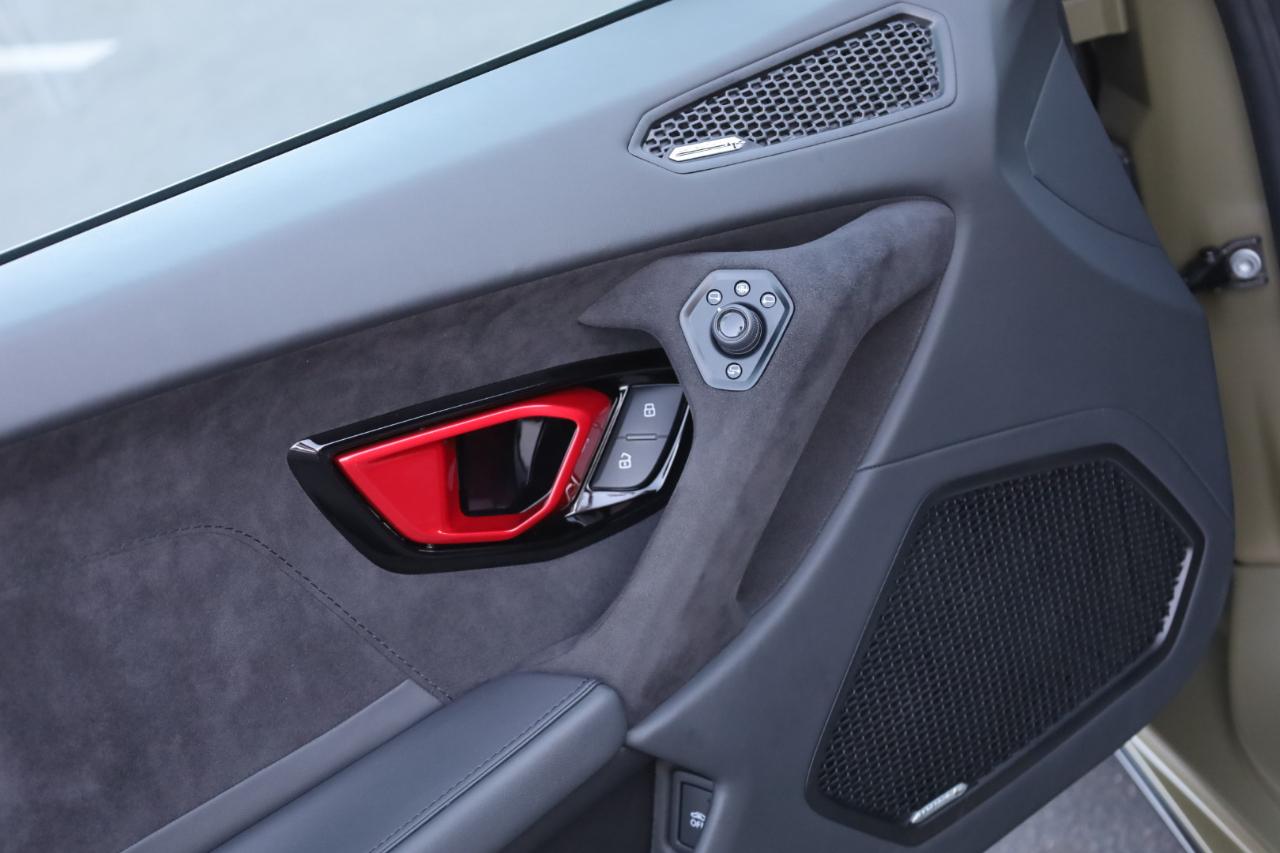 Lamborghini Huracan Tecnica Coupe 2023