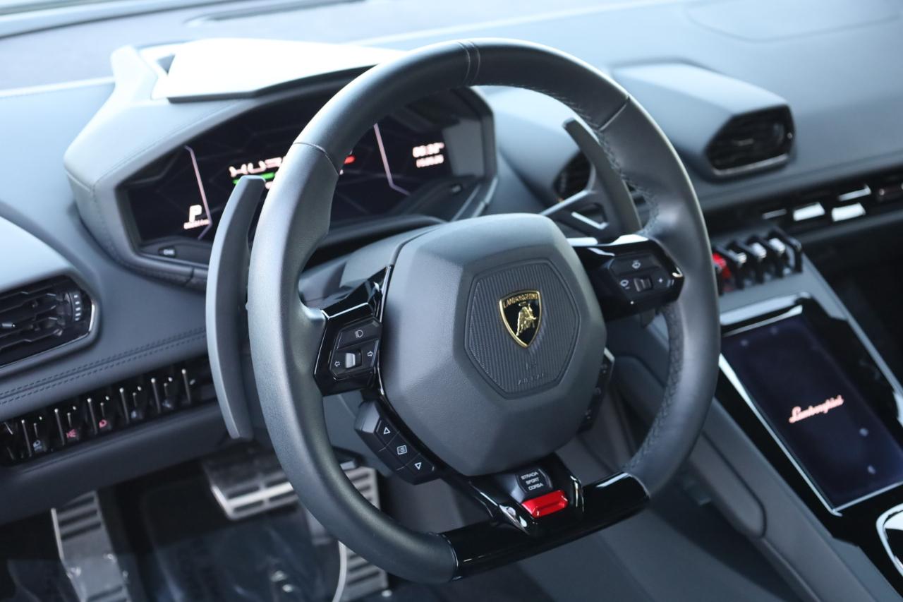 Lamborghini Huracan Tecnica Coupe 2023