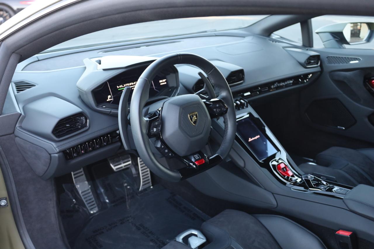 Lamborghini Huracan Tecnica Coupe 2023