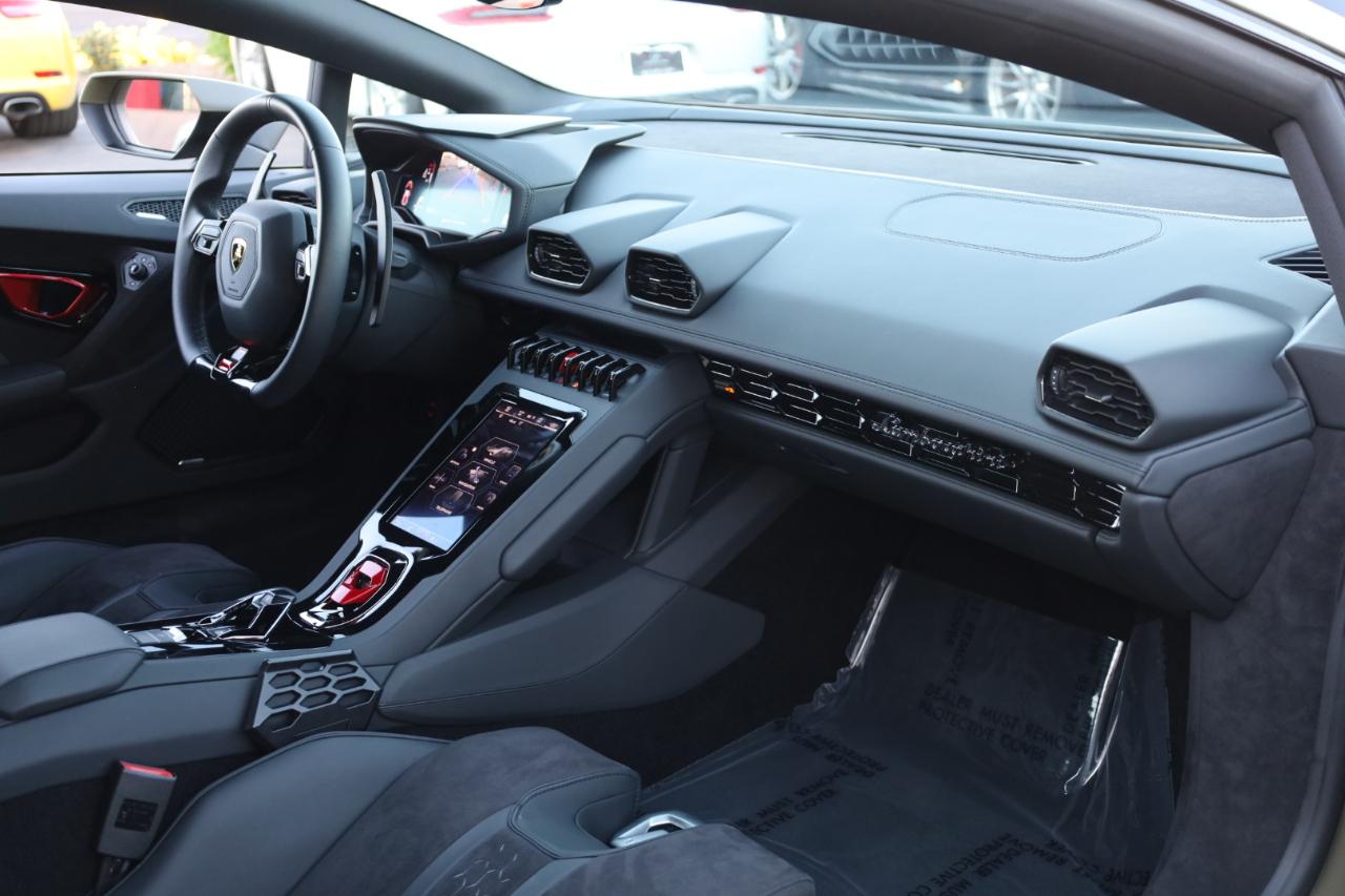Lamborghini Huracan Tecnica Coupe 2023