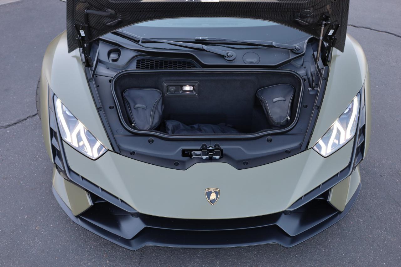 Lamborghini Huracan Tecnica Coupe 2023
