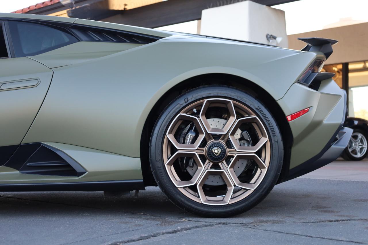 Lamborghini Huracan Tecnica Coupe 2023