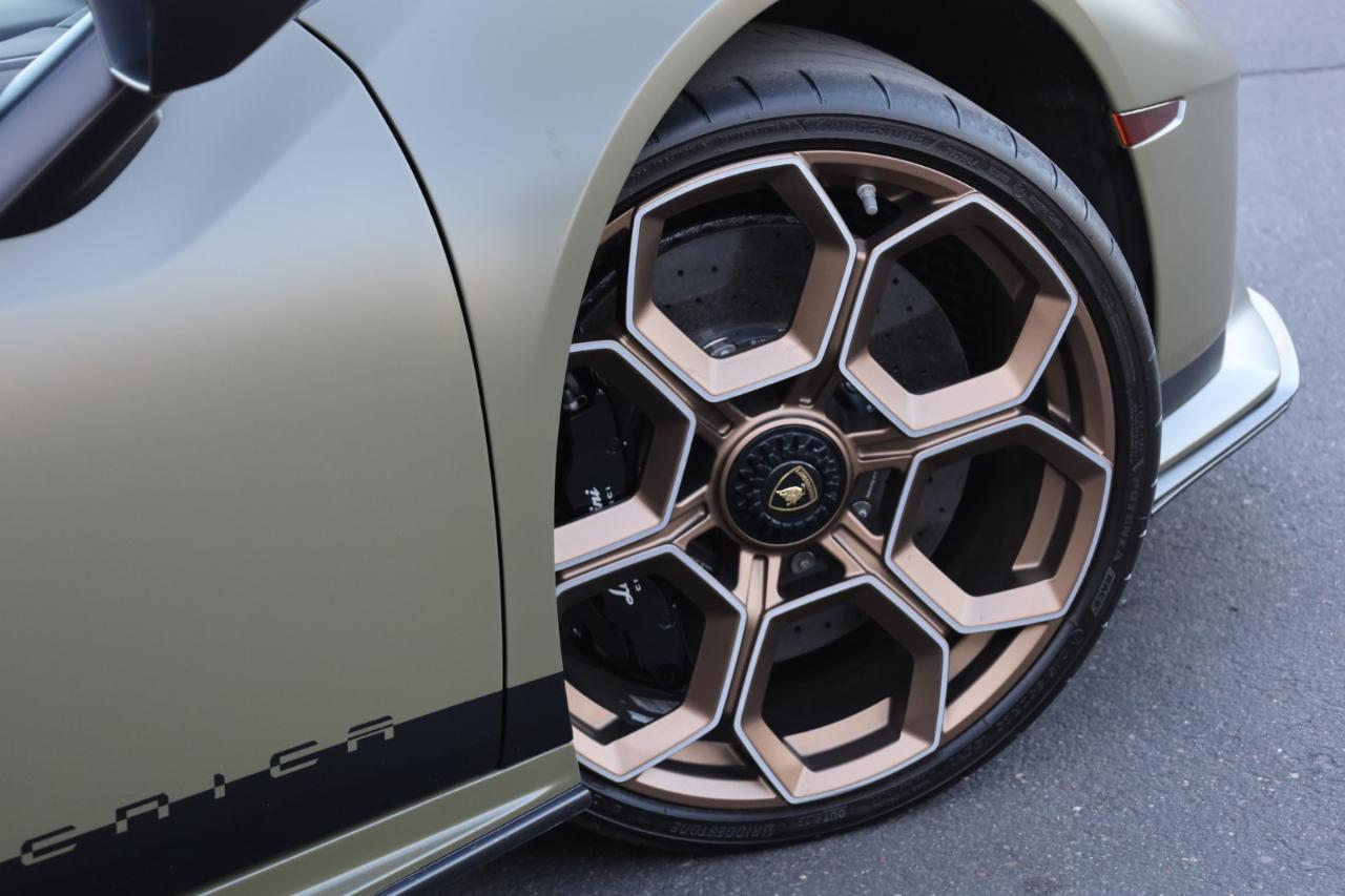 Lamborghini Huracan Tecnica Coupe 2023