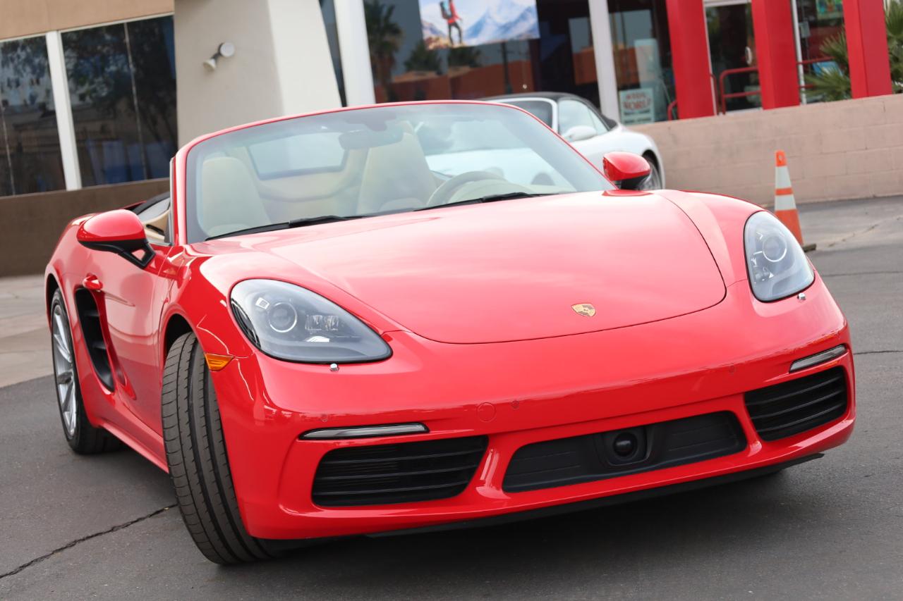 Porsche 718 Boxster Roadster 2017
