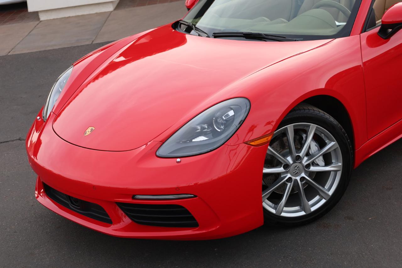 Porsche 718 Boxster Roadster 2017