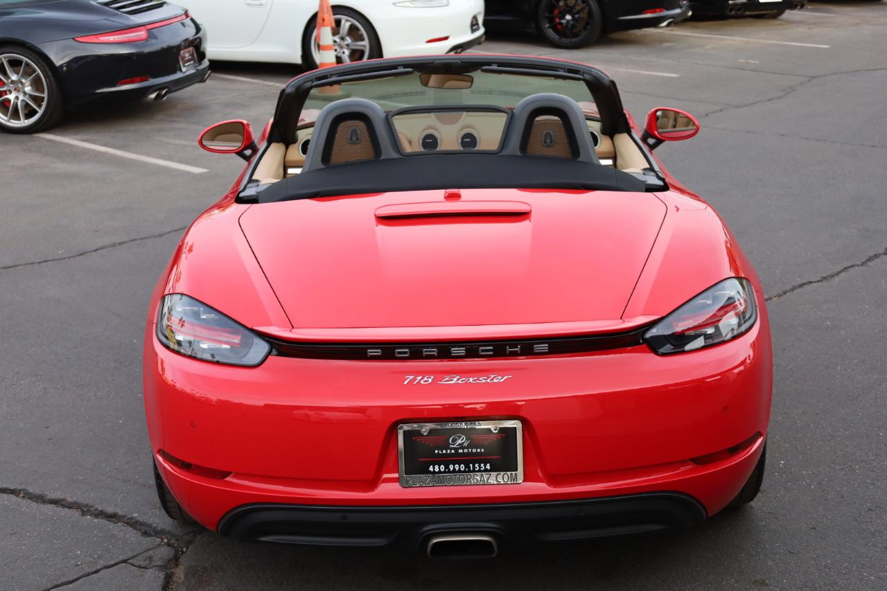 Porsche 718 Boxster Roadster 2017