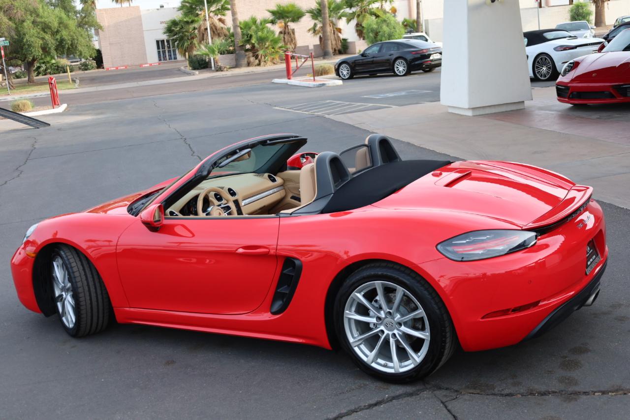 Porsche 718 Boxster Roadster 2017
