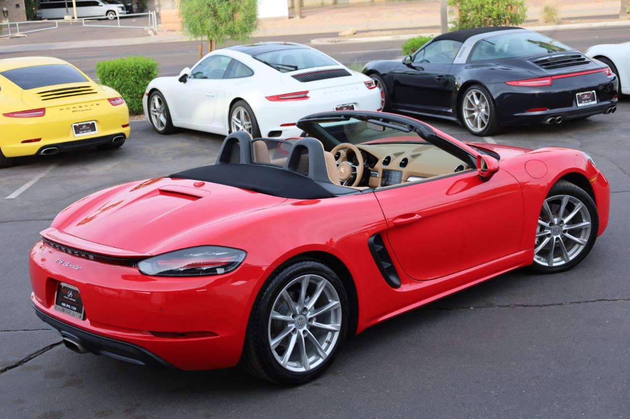 Porsche 718 Boxster Roadster 2017