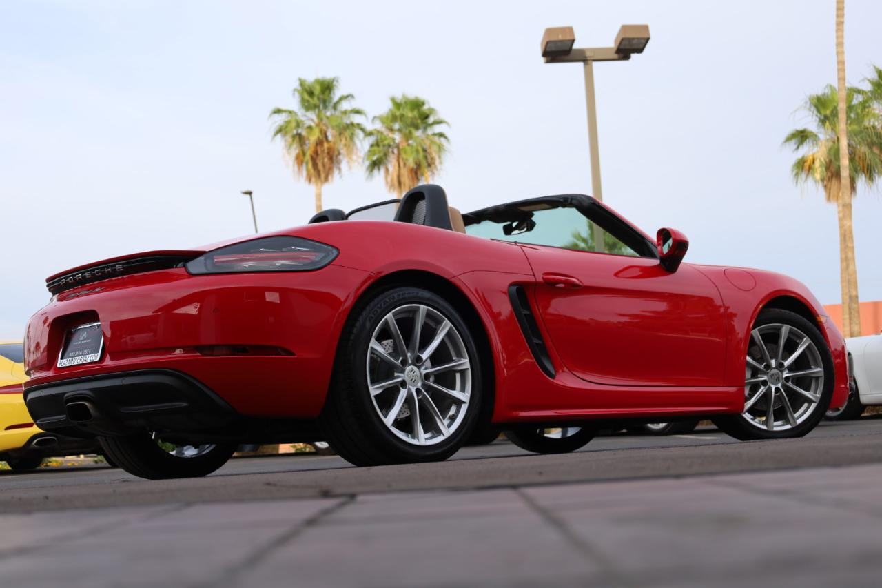 Porsche 718 Boxster Roadster 2017
