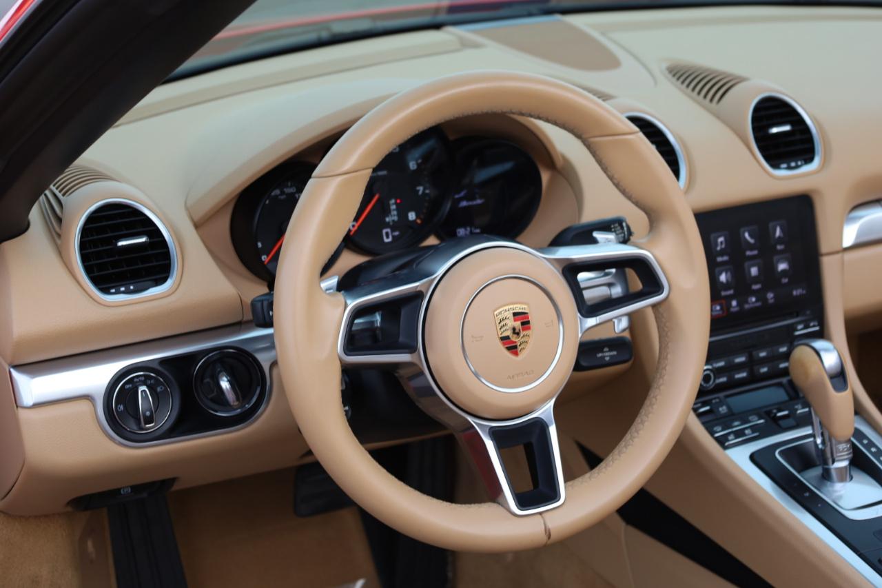Porsche 718 Boxster Roadster 2017