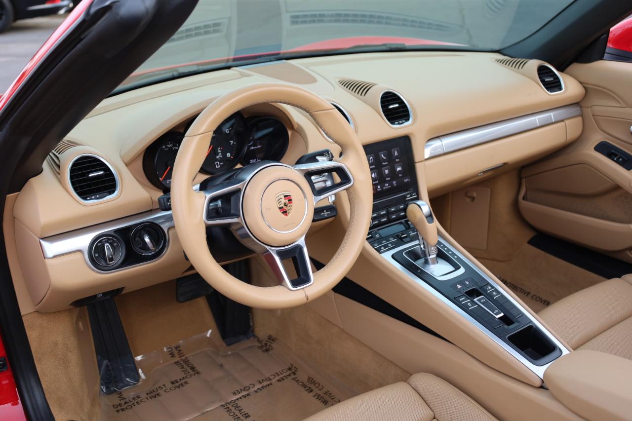 Porsche 718 Boxster Roadster 2017