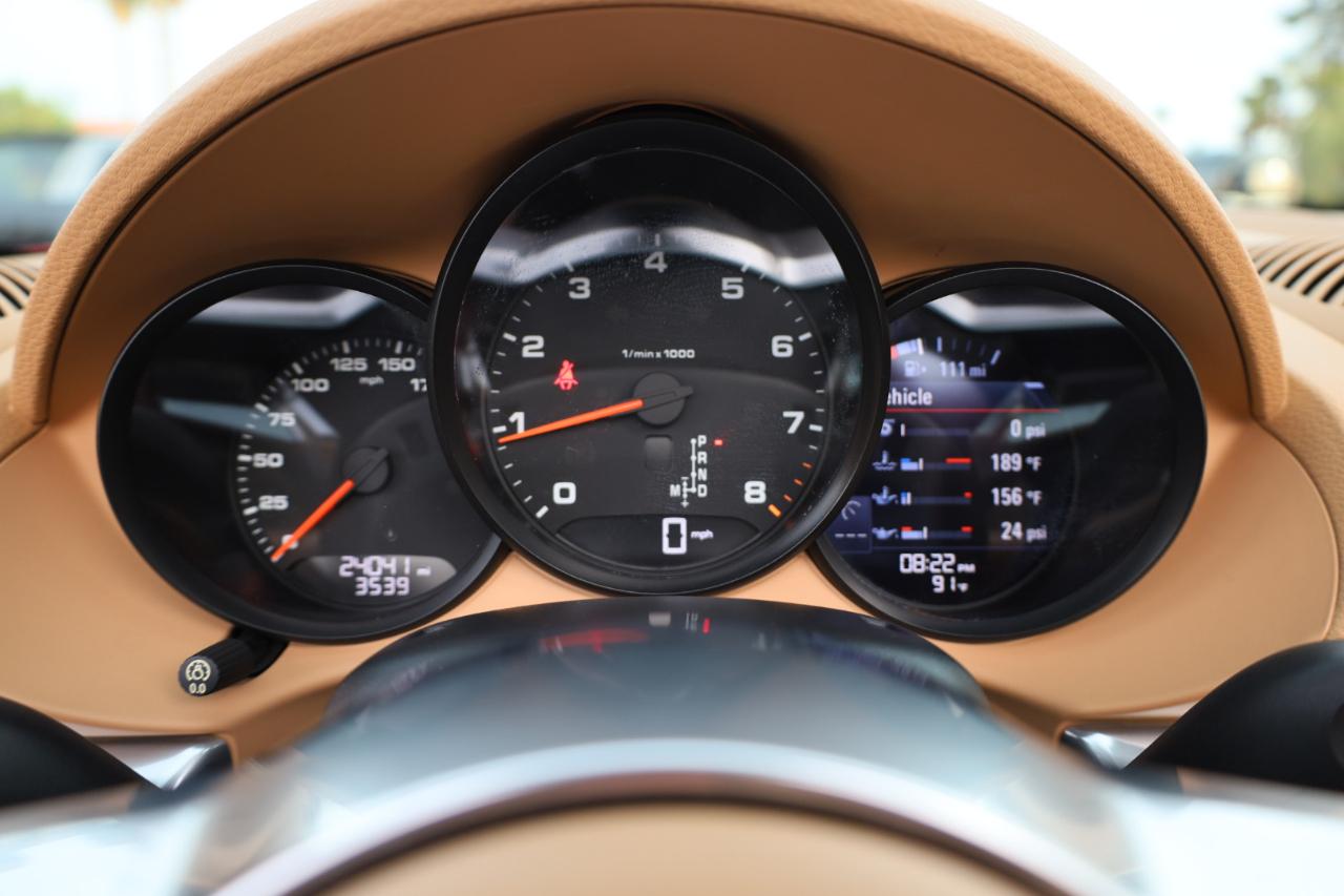 Porsche 718 Boxster Roadster 2017