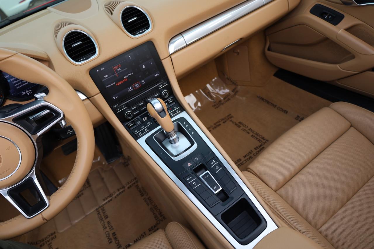 Porsche 718 Boxster Roadster 2017