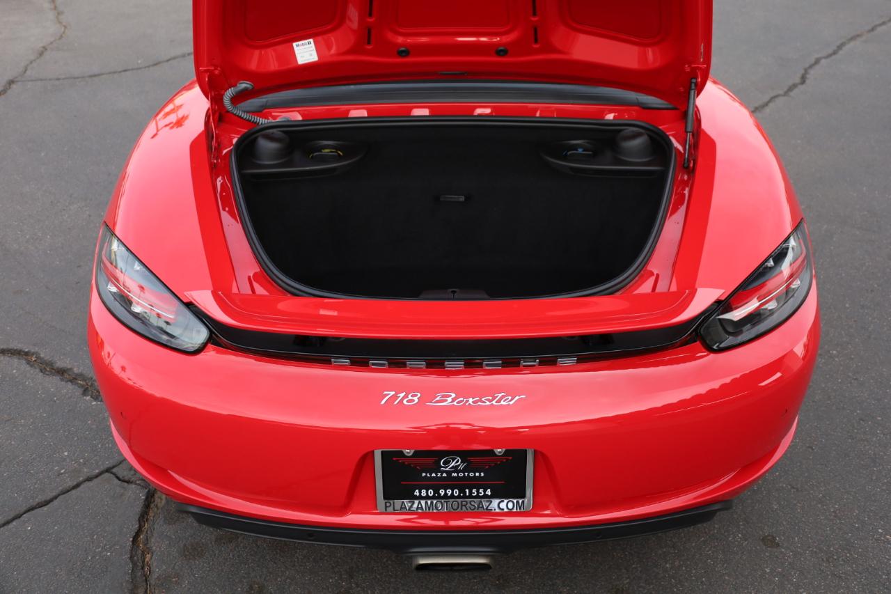 Porsche 718 Boxster Roadster 2017
