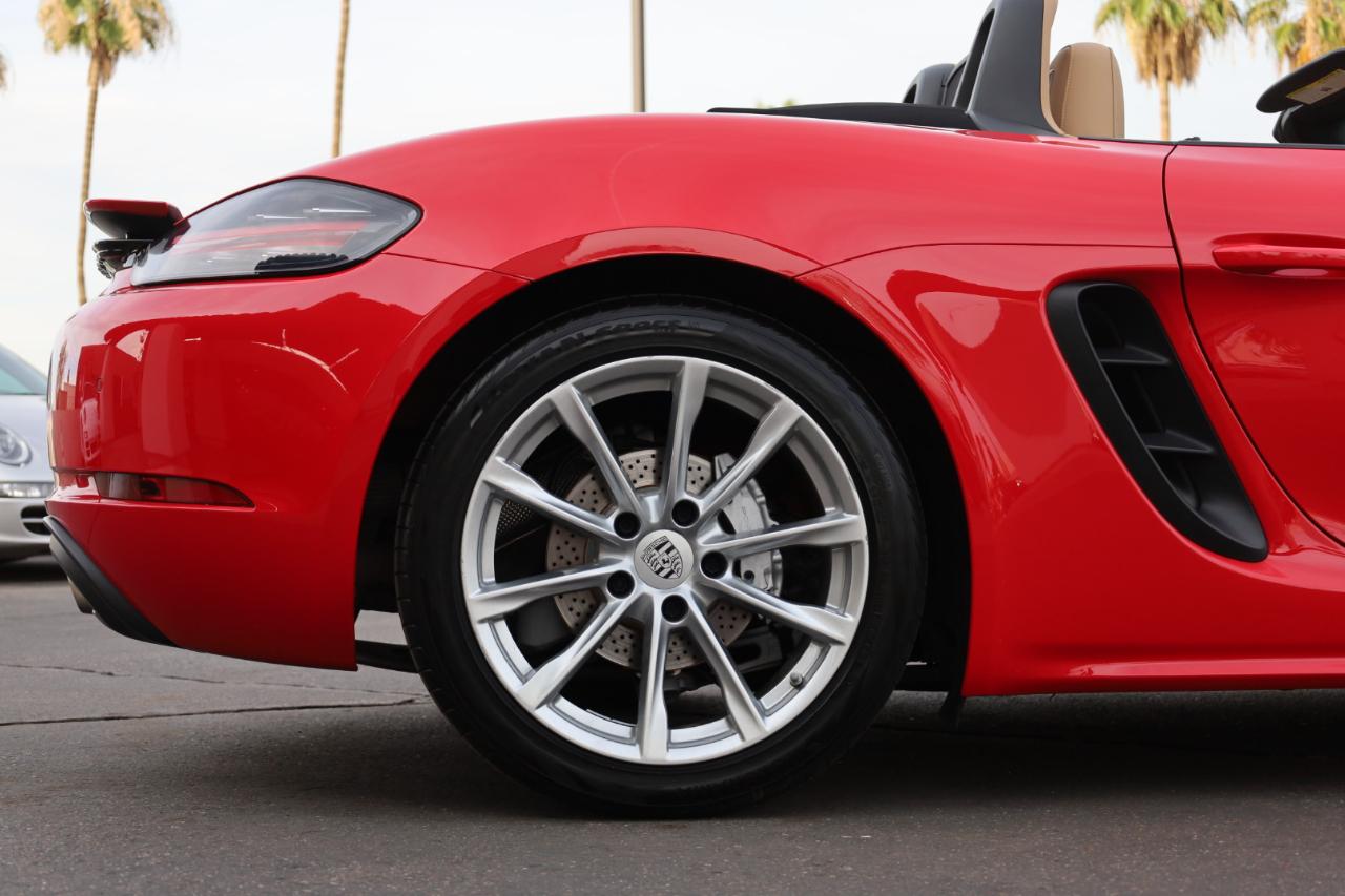 Porsche 718 Boxster Roadster 2017