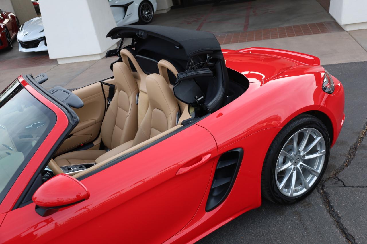 Porsche 718 Boxster Roadster 2017