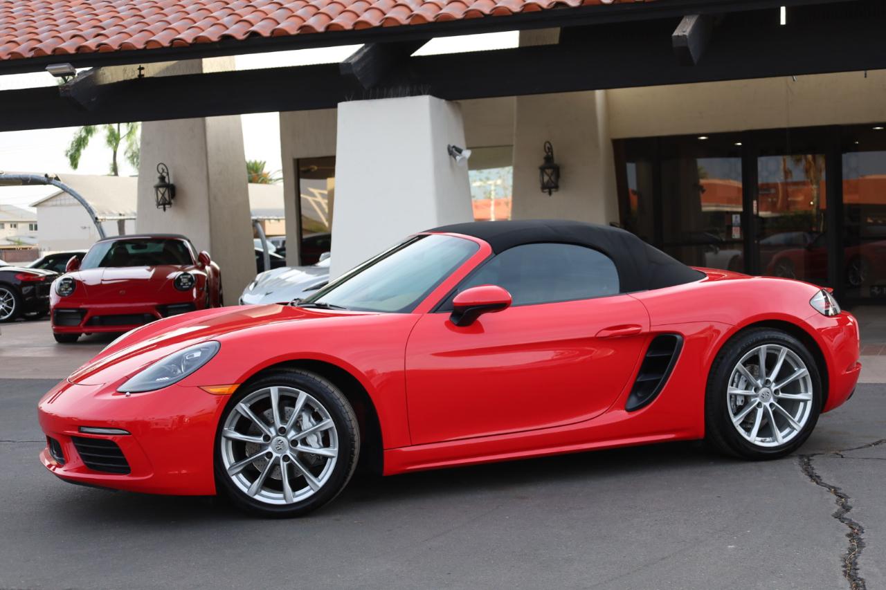 Porsche 718 Boxster Roadster 2017