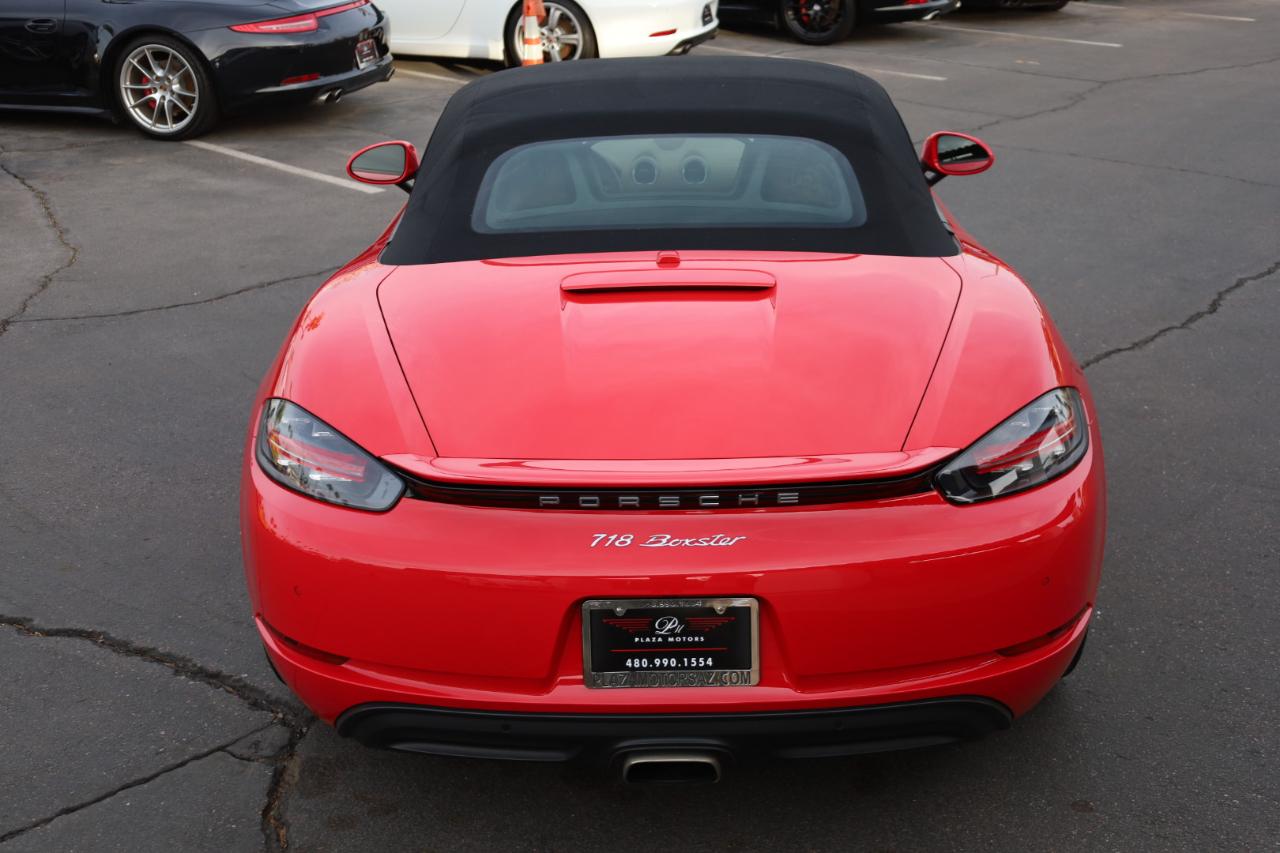 Porsche 718 Boxster Roadster 2017