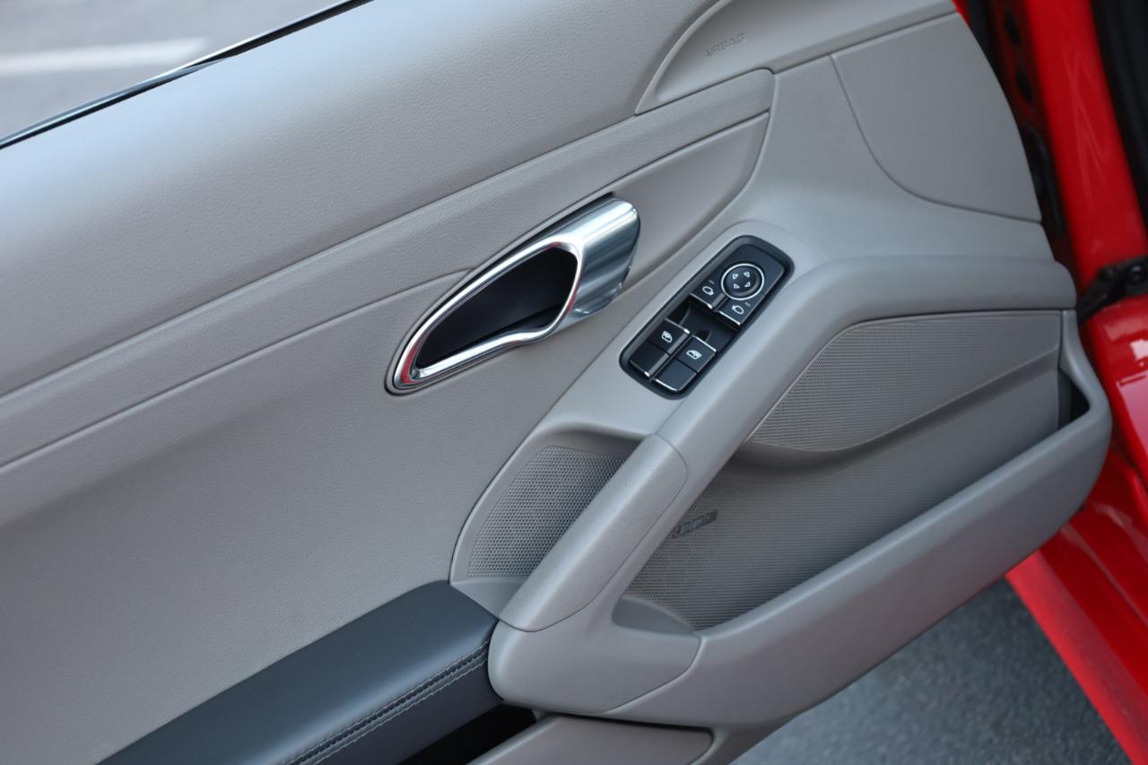 Porsche Boxster S 2013