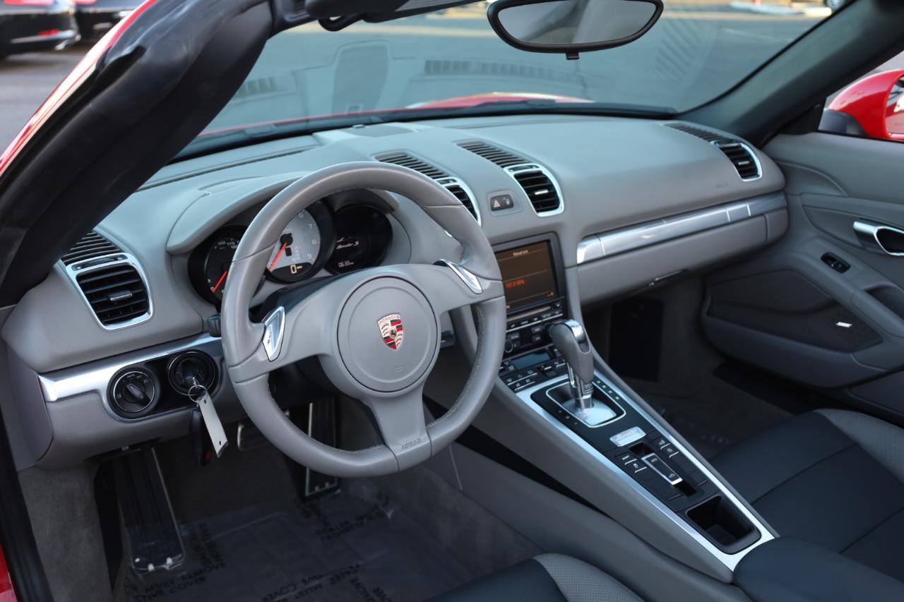 Porsche Boxster S 2013