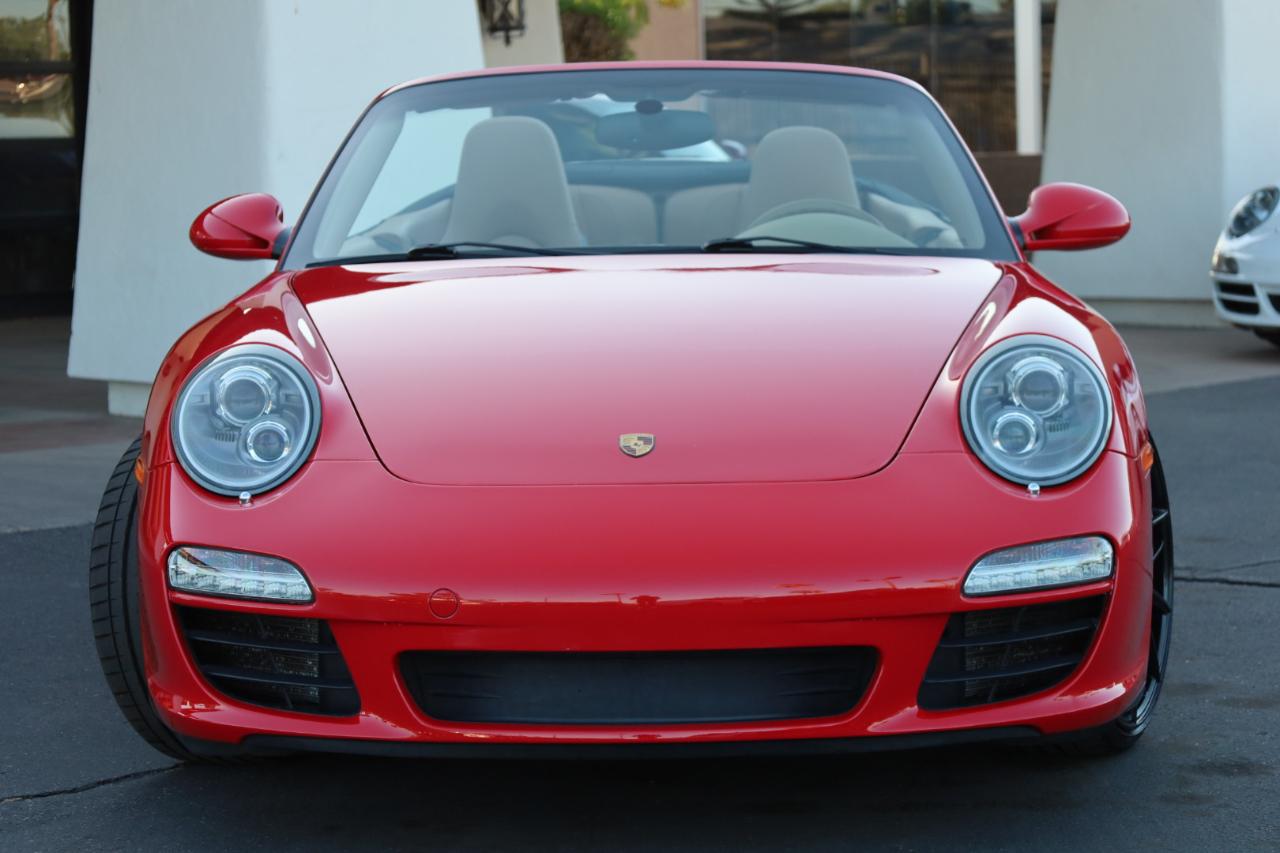 Porsche 911 Carrera S Cabriolet 2010
