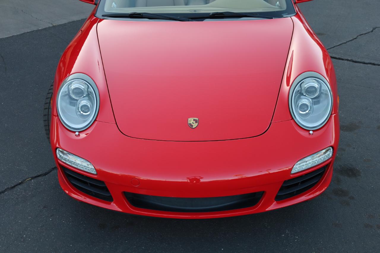 Porsche 911 Carrera S Cabriolet 2010
