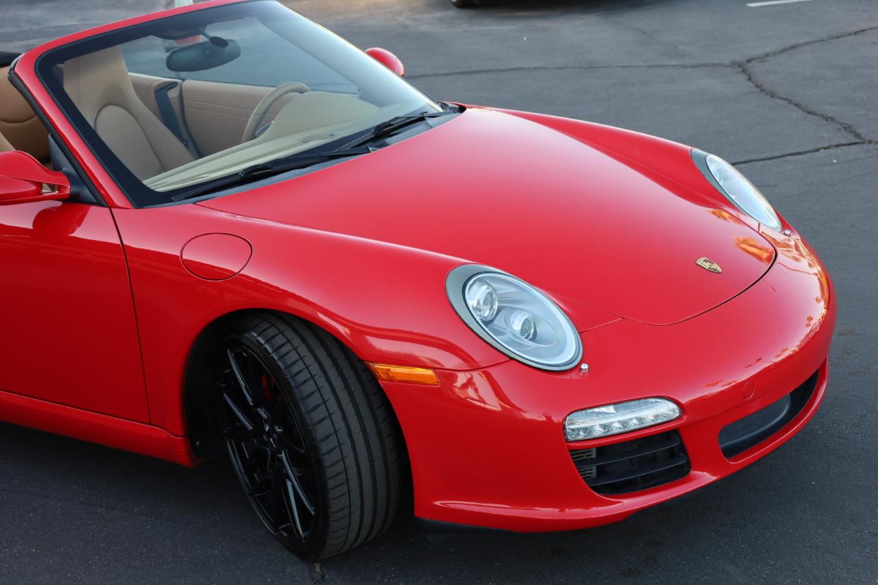 Porsche 911 Carrera S Cabriolet 2010