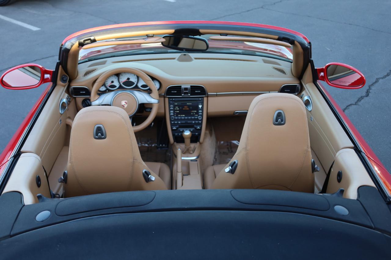 Porsche 911 Carrera S Cabriolet 2010