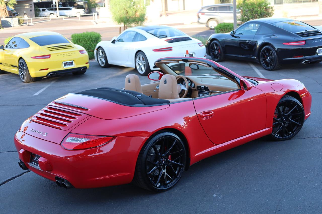 Porsche 911 Carrera S Cabriolet 2010