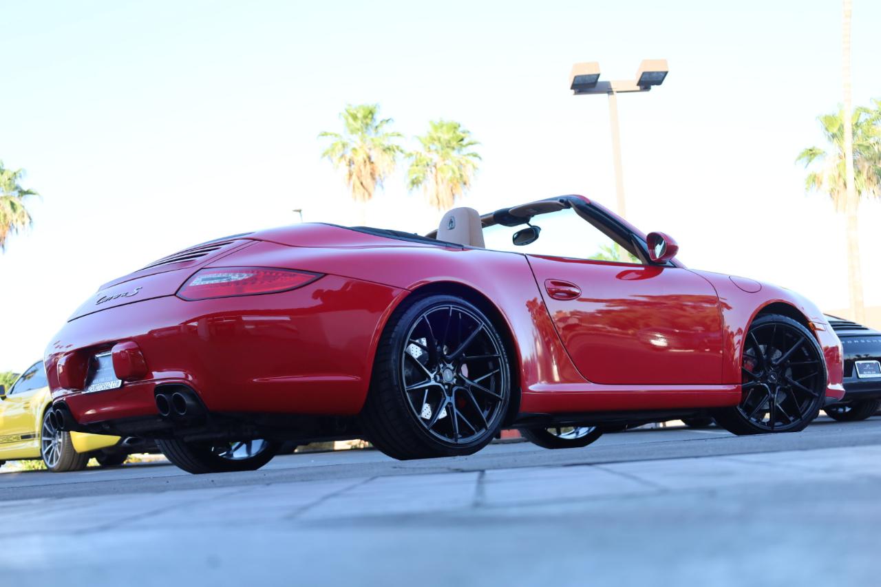 Porsche 911 Carrera S Cabriolet 2010